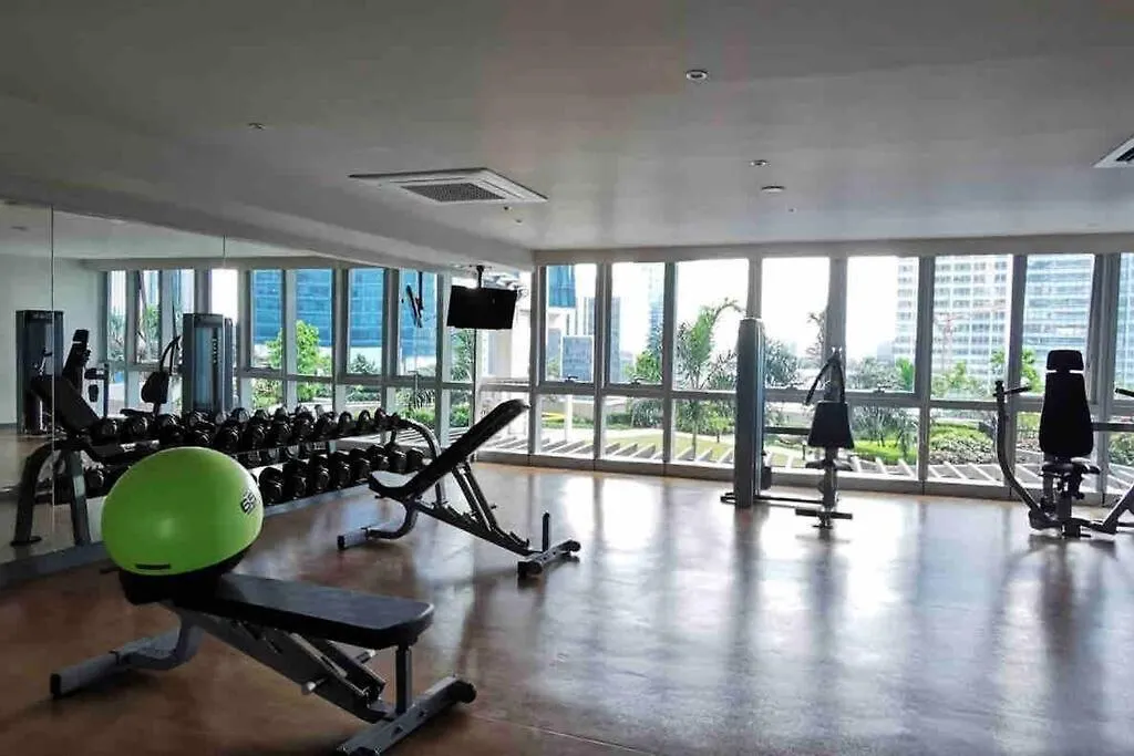 Apartment Luxe 1Br W/ Balcony @ Uptown Parksuites Manila