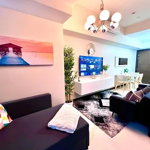 Daniella's Modern & Cozy In Uptown Bgc Apartment