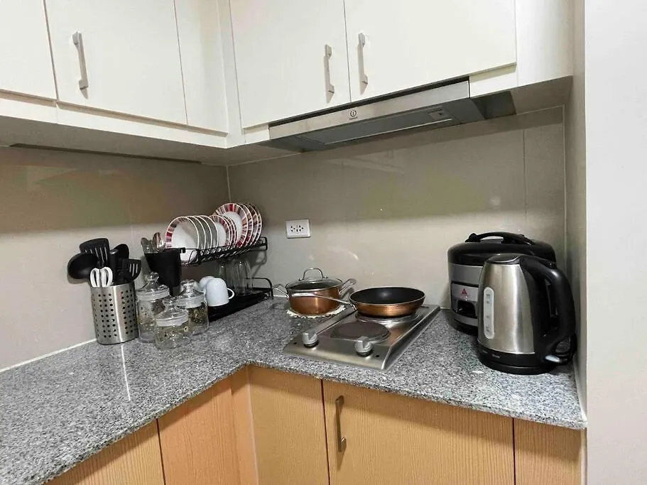 Luxe 1Br W/ Balcony @ Uptown Parksuites Manila