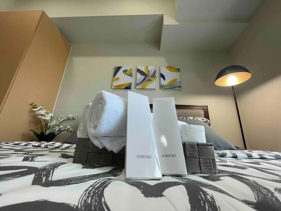 Luxe 1Br W/ Balcony @ Uptown Parksuites Manila Apartment